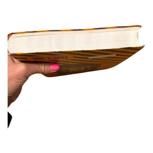 Brewed for Taste Beer Labels from around the world hard cover coffee table book - Picture 4 of 4